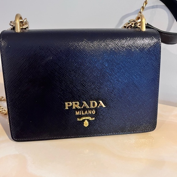 Prada flap chain saffiano leather shoulder bag - Picture 1 of 7